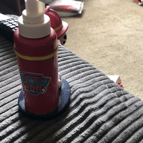 Firefighter Dog Toothbrush Holder - Picture 4 of 4